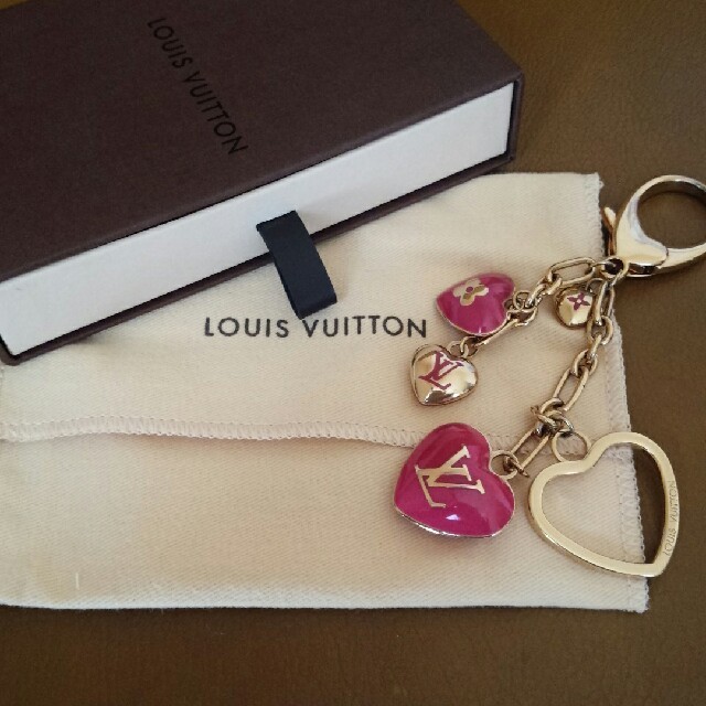 LOUIS VUITTON　チャーム　キーホルダー