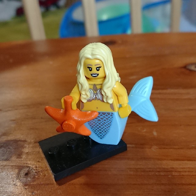 Lego(レゴ)の【マーチンさん専用】レゴ  ミニフィグコレクション  マーメイド エンタメ/ホビーのおもちゃ/ぬいぐるみ(キャラクターグッズ)の商品写真