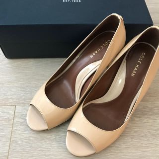 コールハーン(Cole Haan)の【超美品】コールハーン cole haan ベージュパンプス(ハイヒール/パンプス)