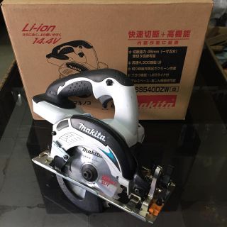 マキタ(Makita)のmakitaマキタ 125mm充電式マルノコ モデルSS540DZW白 本体のみ(工具/メンテナンス)