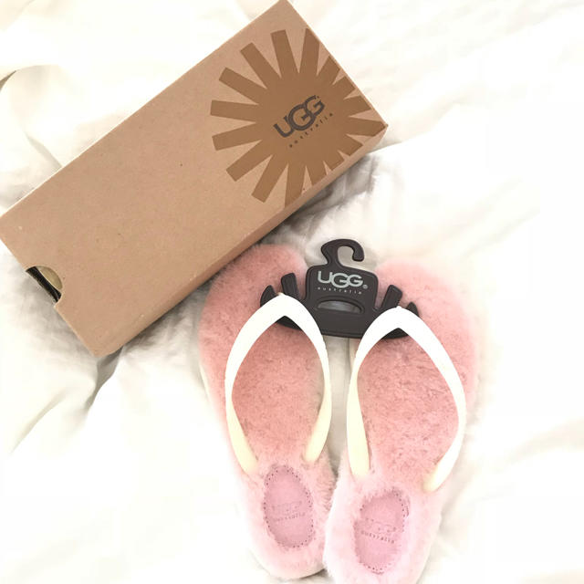 UGG(アグ)の新品未使用 大人気UGG レディースの靴/シューズ(サンダル)の商品写真