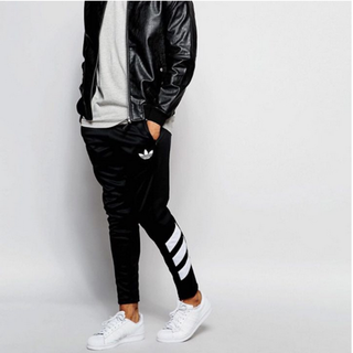 Adidas Originals Skinny Joggers Black　M(チノパン)