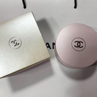 シャネル(CHANEL)のCHANEL♡ラメ入りボディパウダー(その他)