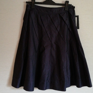ヒロココシノ(HIROKO KOSHINO)の新品未使用タグ付　アラミスARAMIS の素敵なフレアスカート 定価34600円(ひざ丈スカート)