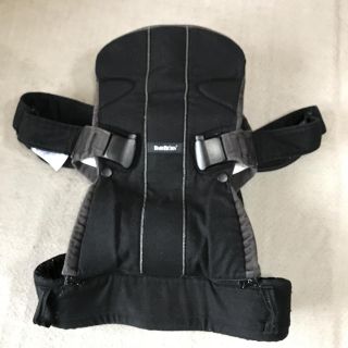 ベビービョルン(BABYBJORN)のベビービョルンONE Baby Bjorn 4Way抱っこ紐 おんぶ紐(抱っこひも/おんぶひも)