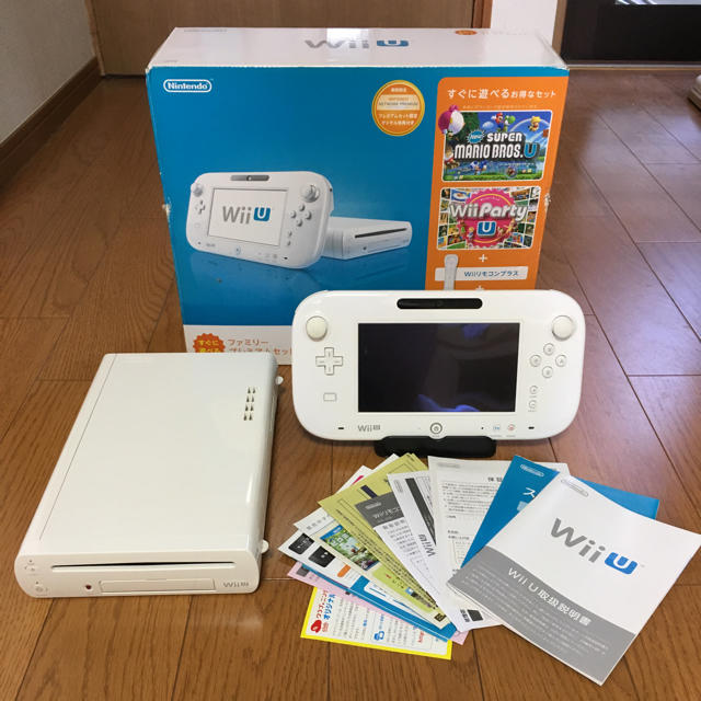 任天堂 Wii U WII U ファミリープレミアムセット＋ソフト＋リモコン