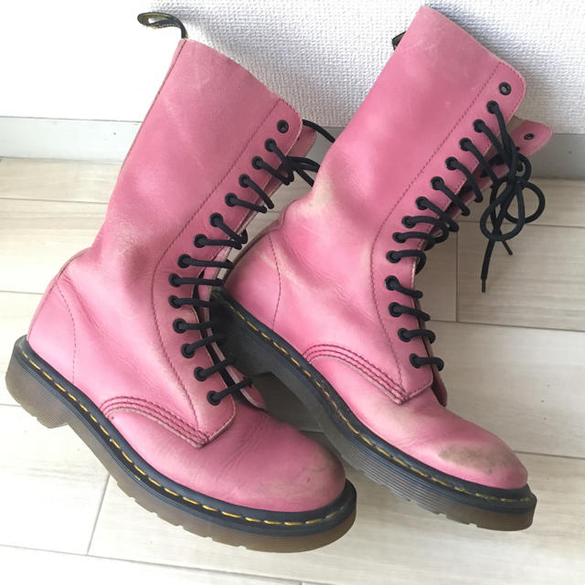 Dr. Martens 14ホールブーツ pink