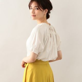 マッキントッシュフィロソフィー(MACKINTOSH PHILOSOPHY)の美品 マッキントッシュ 白 ブラウス シャツ 半袖 リボン パフスリーブ 38(シャツ/ブラウス(半袖/袖なし))