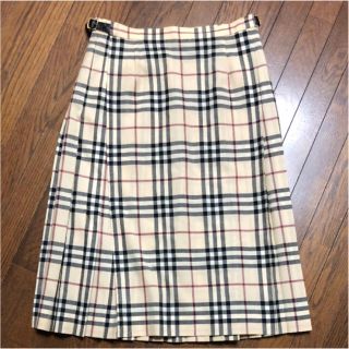 バーバリー(BURBERRY)の専用(ひざ丈スカート)