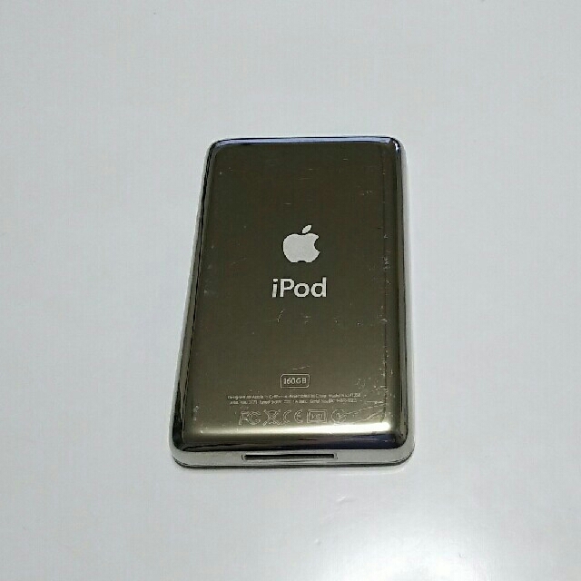 Apple(アップル)のカズピ様専用    iPod  classic  160GB スマホ/家電/カメラのオーディオ機器(ポータブルプレーヤー)の商品写真