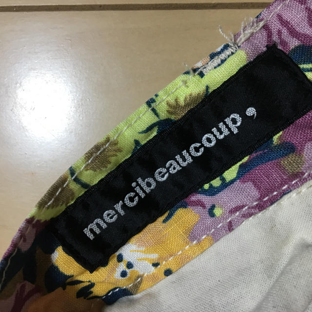 mercibeaucoup(メルシーボークー)のmercibeaucoup メルシーボークー 花柄サルエルパンツ メンズのパンツ(サルエルパンツ)の商品写真