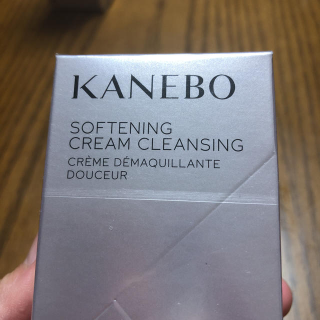 Kanebo(カネボウ)のnatsu様  KANEBO ソフニングクリームクレンジング コスメ/美容のスキンケア/基礎化粧品(クレンジング/メイク落とし)の商品写真