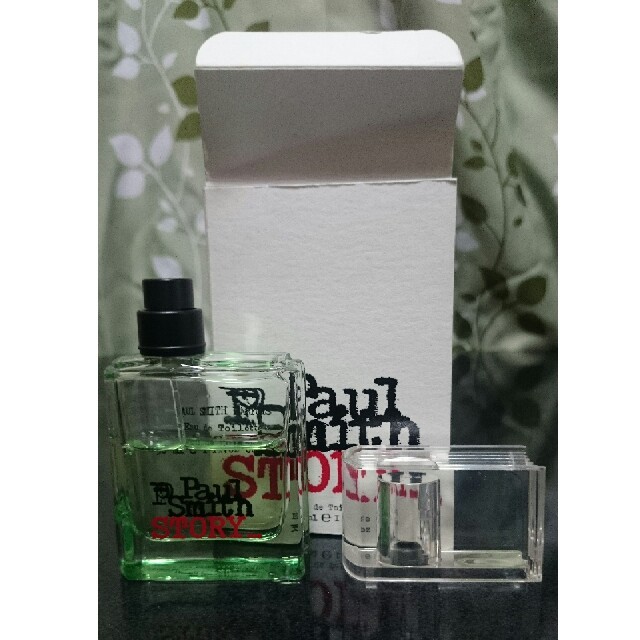 Paul Smith(ポールスミス)のまごらー様専用 ポール・スミス ストーリー EDT30ml レア？ 中古品  コスメ/美容の香水(香水(男性用))の商品写真