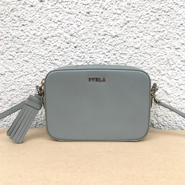 Furla(フルラ)の新品フルラ未使用エマ正規品バッグ 大人気EMMA レディースのバッグ(ショルダーバッグ)の商品写真