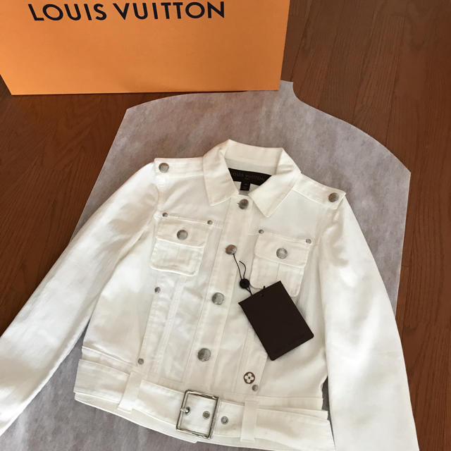 LOUIS VUITTON(ルイヴィトン)の♡paris様♡専用 レディースのジャケット/アウター(Gジャン/デニムジャケット)の商品写真