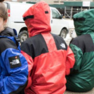 ザノースフェイス(THE NORTH FACE)のY専用 ノースフェイス ノードストローム 赤XL(マウンテンパーカー)