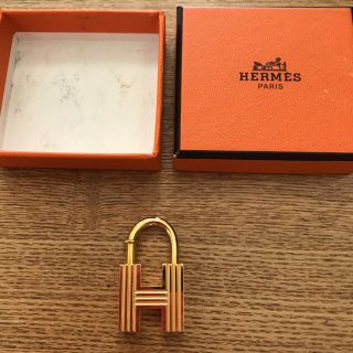 エルメス(Hermes)のHERMES カデナ 美品 2000年限定品(キーホルダー)