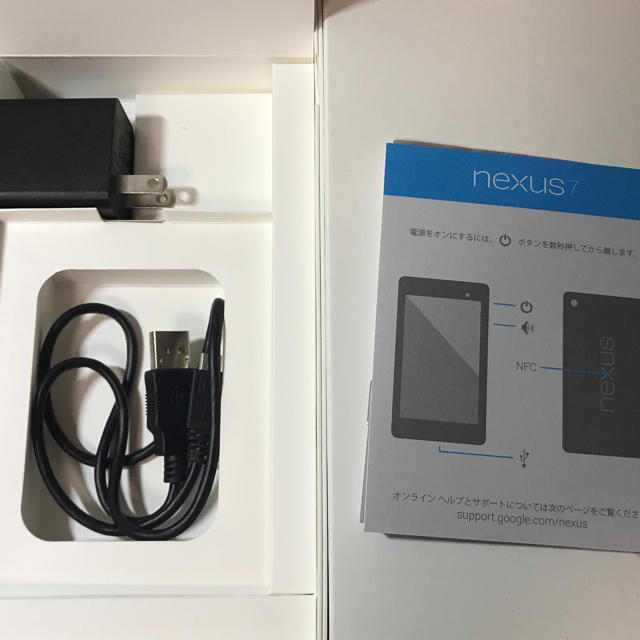 NEXUS7(ネクサス7)のGoogle NEXUS7 2013 7インチタブレット スマホ/家電/カメラのPC/タブレット(タブレット)の商品写真