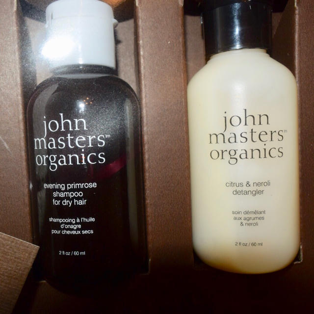 John Masters Organics(ジョンマスターオーガニック)のジョンマスターオーガニック セット新品 コスメ/美容のキット/セット(サンプル/トライアルキット)の商品写真