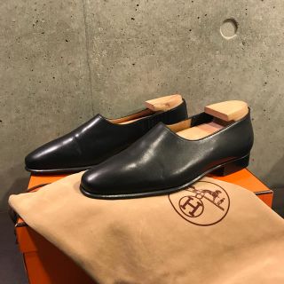 エルメス(Hermes)の希少 HERMES エルメス ミニマルなレザーシューズ 靴(ハイヒール/パンプス)