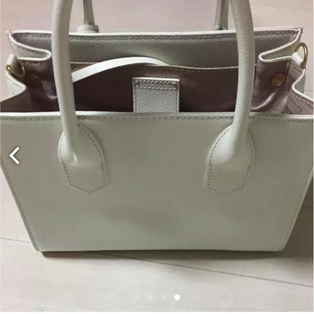 Samantha Thavasa(サマンサタバサ)のサマンサタバサ ハンドバッグ ホワイト 新品未使用 レディースのバッグ(ハンドバッグ)の商品写真