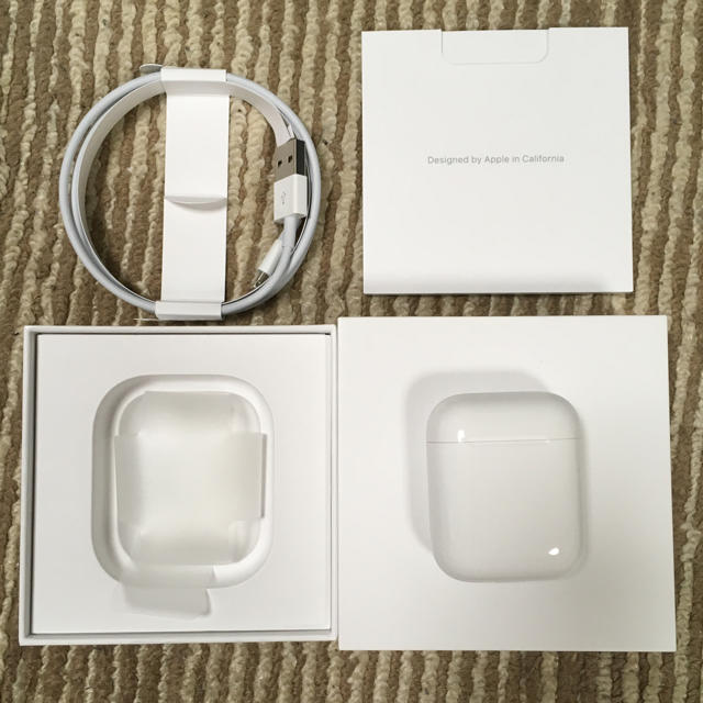 Apple AirPods 正規品