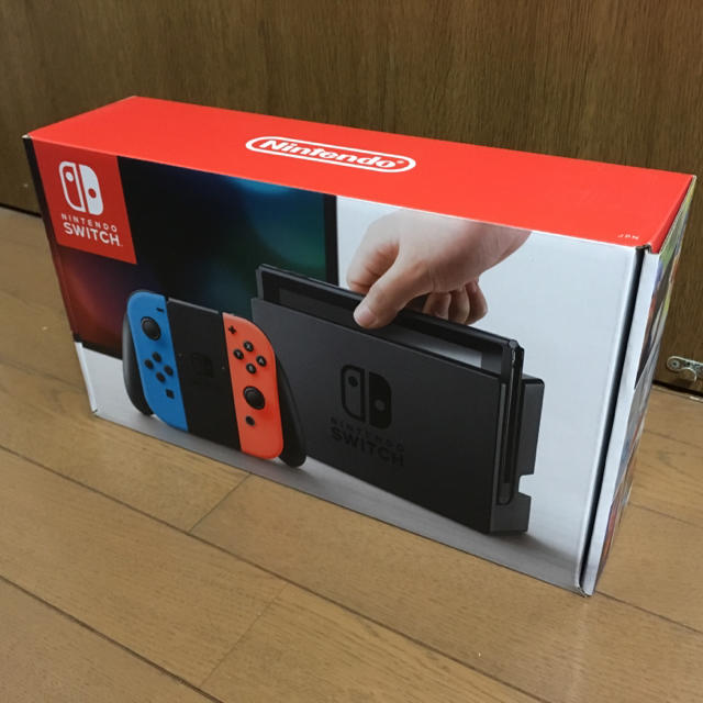 Nintendo Switch(ニンテンドースイッチ)の【送料無料】 Nintendo Switch 【新品・未開封・5月15日購入】 エンタメ/ホビーのゲームソフト/ゲーム機本体(家庭用ゲーム機本体)の商品写真