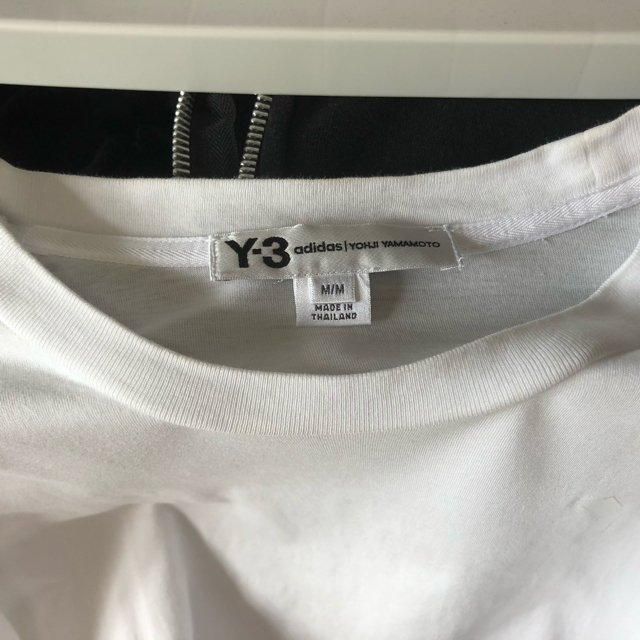 Y-3(ワイスリー)のY-3 classic TEE white メンズのトップス(Tシャツ/カットソー(半袖/袖なし))の商品写真