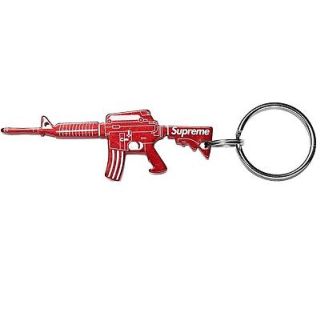 シュプリーム(Supreme)のsupreme M16 bottle opener gun keychain(キーホルダー)