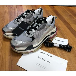 バレンシアガ(Balenciaga)のBALENCIAGA triple s silver 40(スニーカー)