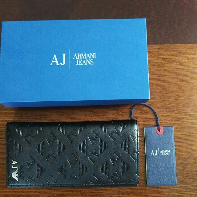 ARMANI JEANS(アルマーニジーンズ)の新品未使用アルマーニ長財布 メンズのファッション小物(長財布)の商品写真