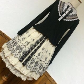 アクシーズファム(axes femme)のaxes 2点セット生成×クロ(刺繍)(セット/コーデ)