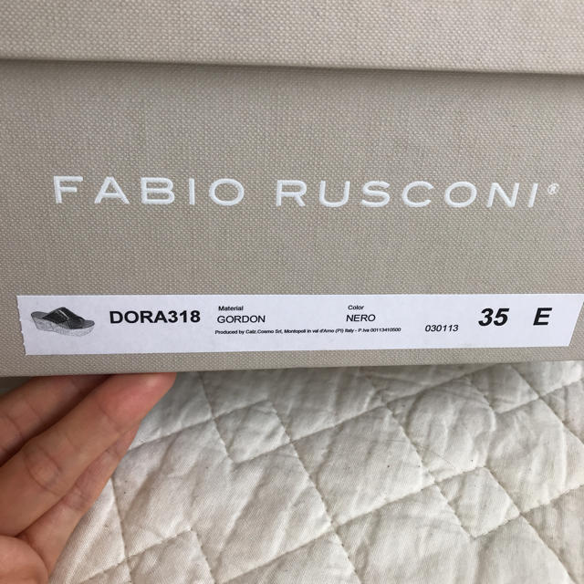 FABIO RUSCONI(ファビオルスコーニ)の 新品 FABIO RUSCONI サンダル ブラック 5  レディースの靴/シューズ(サンダル)の商品写真