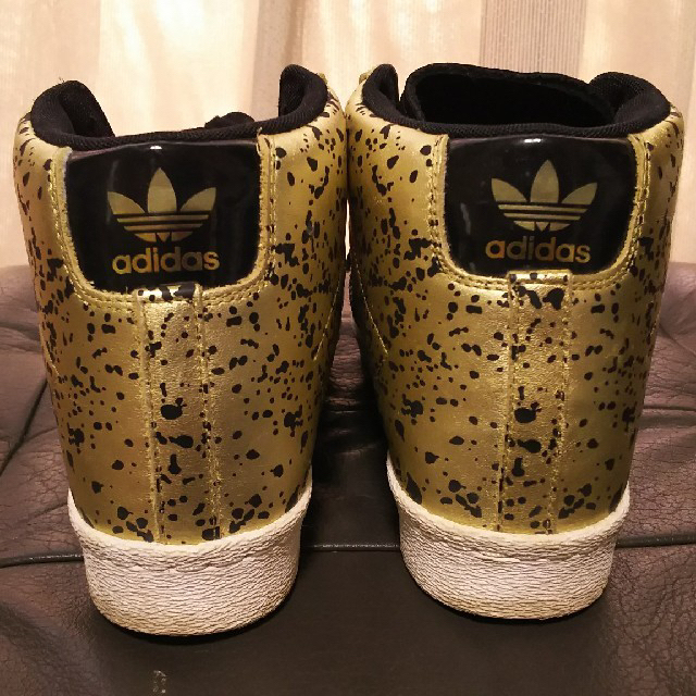 adidas(アディダス)のadidas Originals  Superstar Up  ゴールド レディースの靴/シューズ(スニーカー)の商品写真