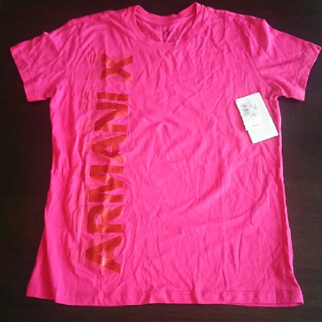 ARMANI EXCHANGE(アルマーニエクスチェンジ)のARMANI X  ピンクTシャツ Sサイズ 新品 レディースのトップス(Tシャツ(半袖/袖なし))の商品写真
