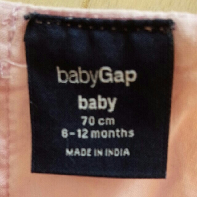 babyGAP(ベビーギャップ)のbaby GAP  女児　ブラウス　70㎝ キッズ/ベビー/マタニティのベビー服(~85cm)(その他)の商品写真
