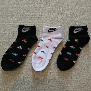 ナイキ(NIKE)の23～25㎝ NIKE靴下  スニーカー柄  🏷️なし(ソックス)