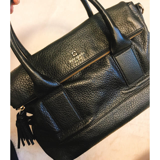 kate spade new york(ケイトスペードニューヨーク)のUSED美品☆kate spade バッグ ブラック レディースのバッグ(ハンドバッグ)の商品写真