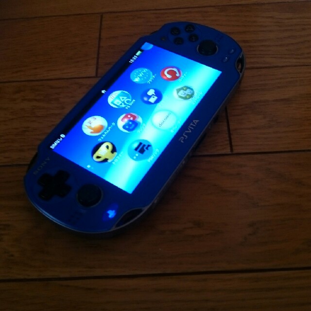 ps vita 3.60 初期化済み pch 1100 sim sony