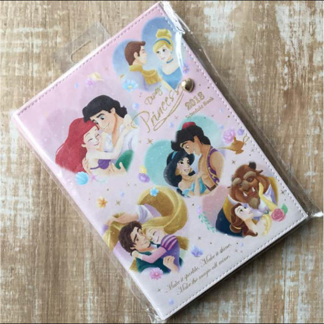 Disney 新品 手帳 スケジュール帳 18 B6 プリンセス ディズニーストアの通販 By Momo S Shop ディズニーならラクマ