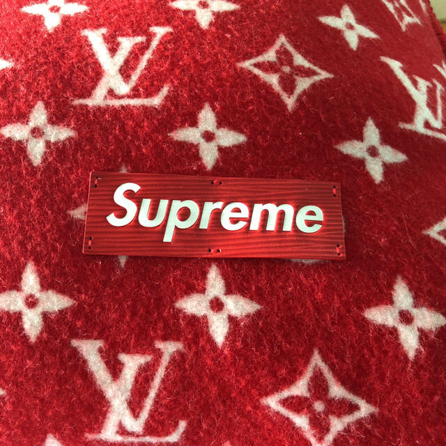 louis vuitton supreme クッション 未使用正規品ファッション小物