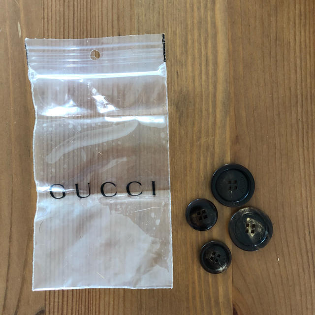 Gucci(グッチ)のGucci  ボタン ハンドメイドの素材/材料(各種パーツ)の商品写真
