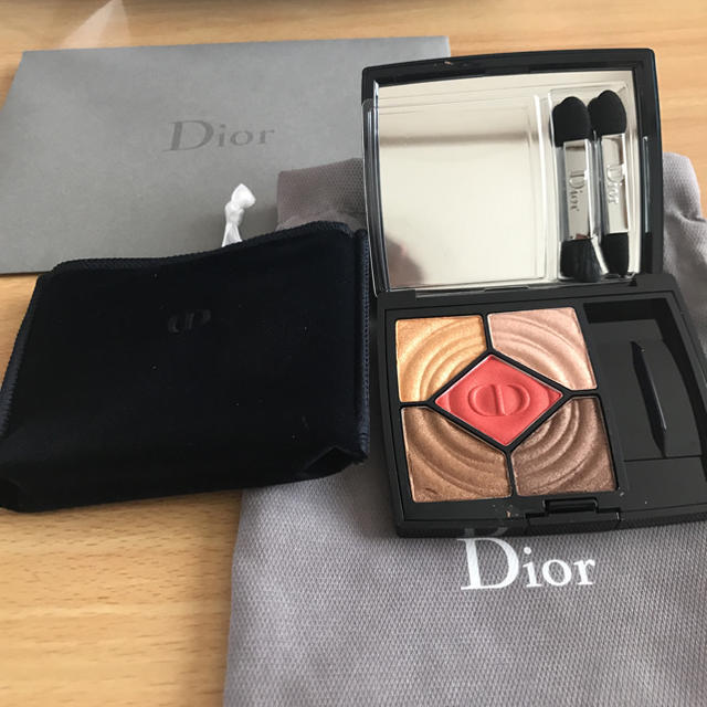 ♡ʾʾDIOR 夏限定アイシャドウ 新品未使用 専用♡ʾʾ