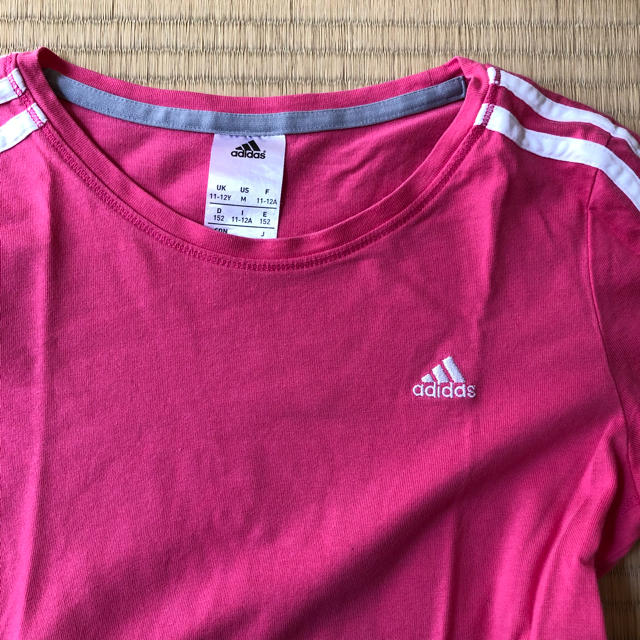 adidas(アディダス)のadidas kids Tシャツ キッズ/ベビー/マタニティのキッズ服女の子用(90cm~)(Tシャツ/カットソー)の商品写真