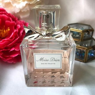 ディオール(Dior)の⭐️miss dior⭐️ オードトワレ 50ml 残量6割強(香水(女性用))