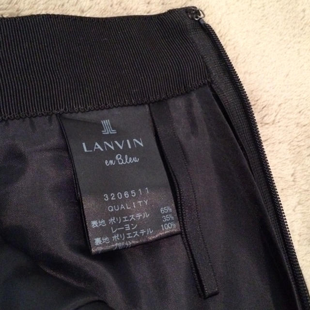 LANVIN en Bleu(ランバンオンブルー)のランバンオンブルー プリーツスカート レディースのスカート(ひざ丈スカート)の商品写真