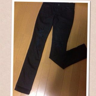 ローズバッド(ROSE BUD)のJ BRAND 黒クラッシュデニム♡(デニム/ジーンズ)