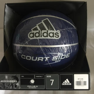 アディダス(adidas)のアディダス 　バスケットボール 7号球 AB7122BL 外用　ゴム製　ブルー(バスケットボール)