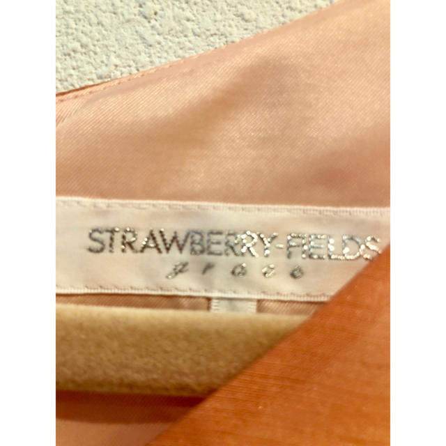 STRAWBERRY-FIELDS(ストロベリーフィールズ)の春夏向けワンピース レディースのワンピース(ひざ丈ワンピース)の商品写真