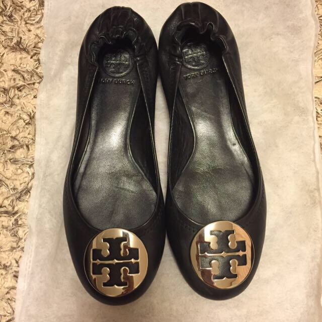 Tory Burch(トリーバーチ)の値下げ！トリーバーチフラットシューズ レディースの靴/シューズ(ローファー/革靴)の商品写真